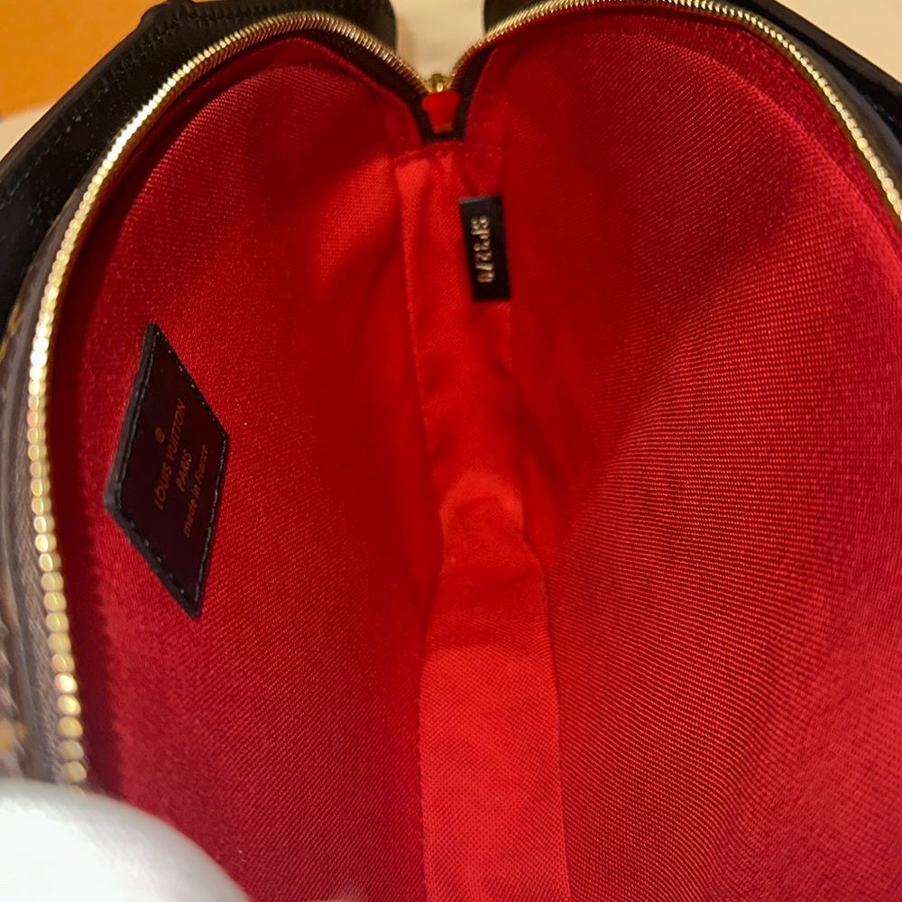 Louis Vuitton Game On Pochette Carte (2020) - Picture 13 of 17